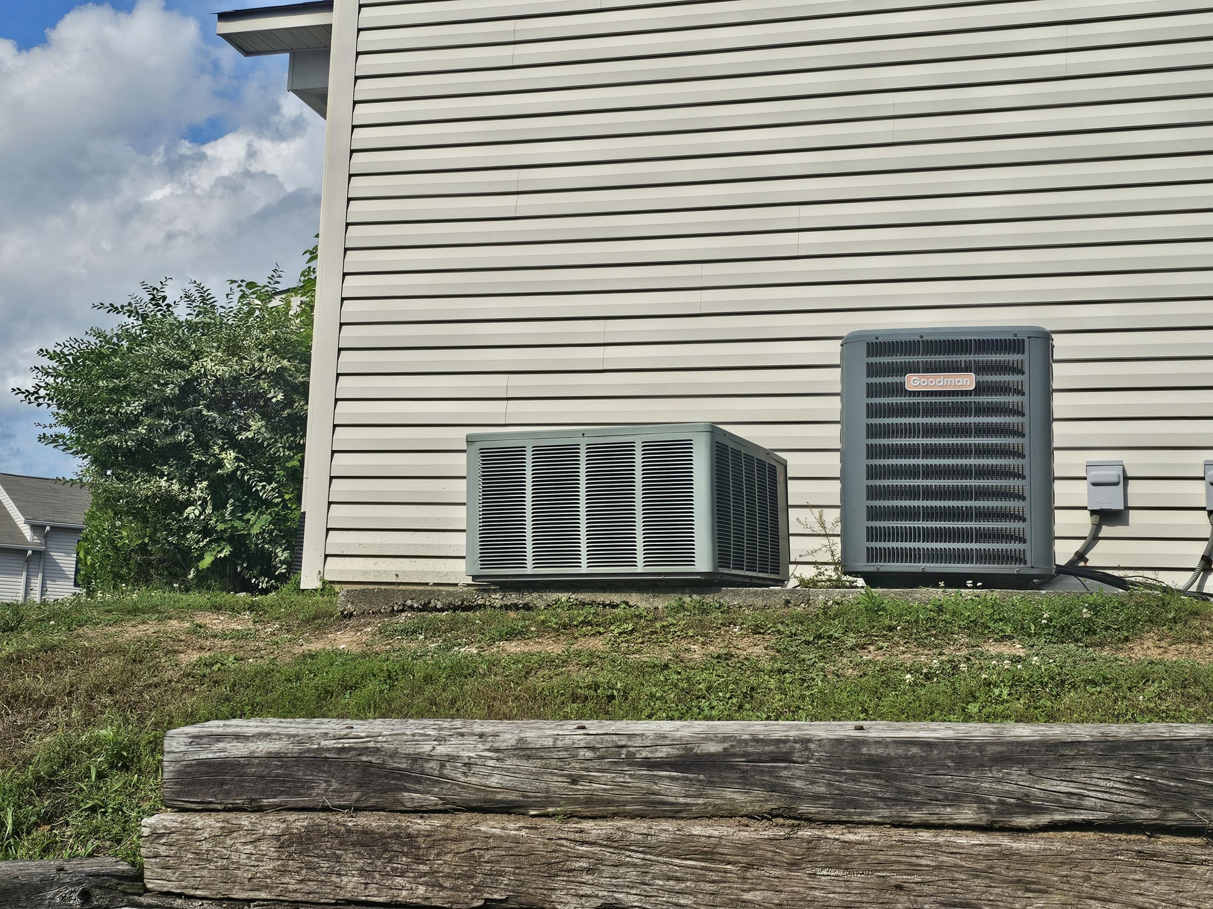 Rheem and Goodman Unit side by side Rheem and Goodman Unit Side by side